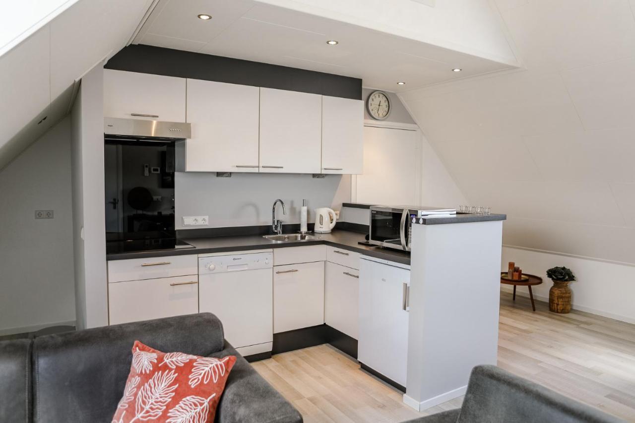 Appartement Op De 1E Verdieping. Wemeldinge Bagian luar foto