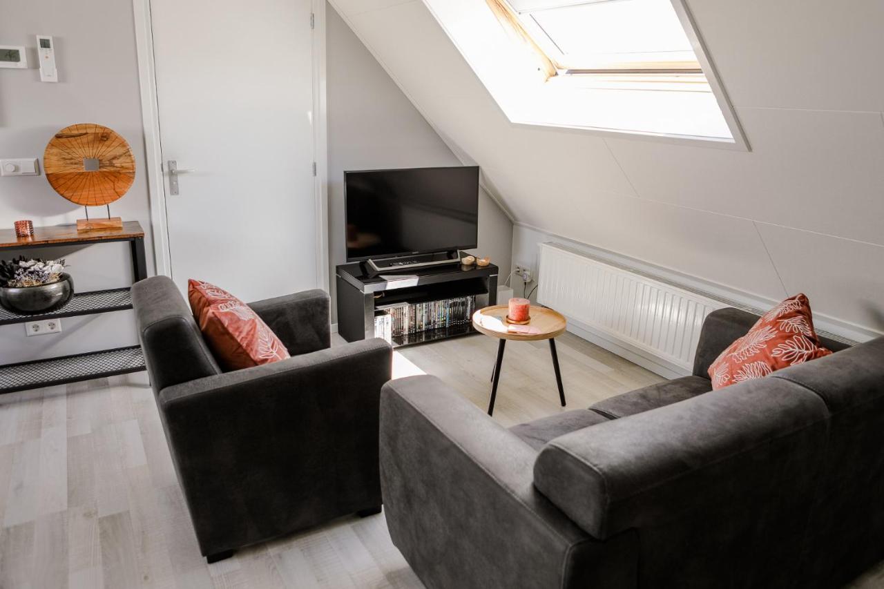 Appartement Op De 1E Verdieping. Wemeldinge Bagian luar foto
