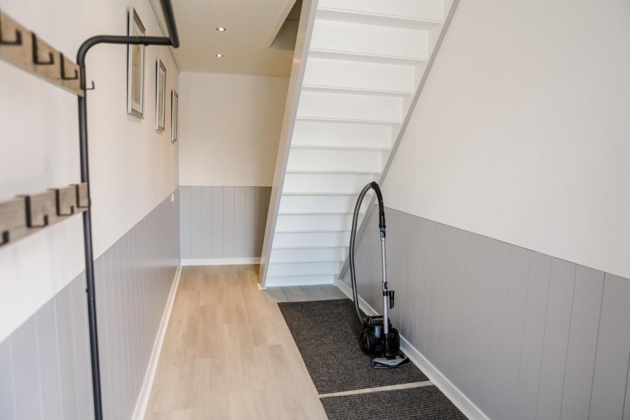 Appartement Op De 1E Verdieping. Wemeldinge Bagian luar foto
