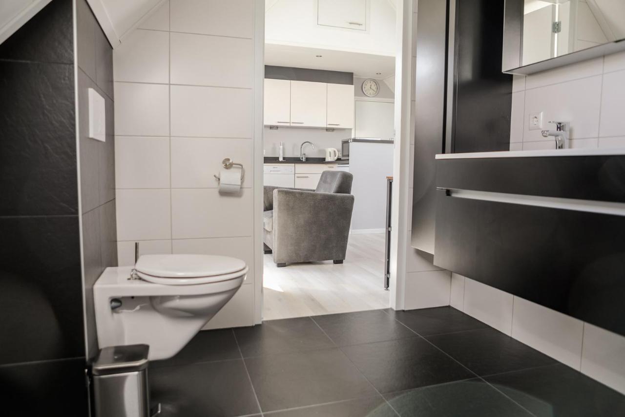 Appartement Op De 1E Verdieping. Wemeldinge Bagian luar foto